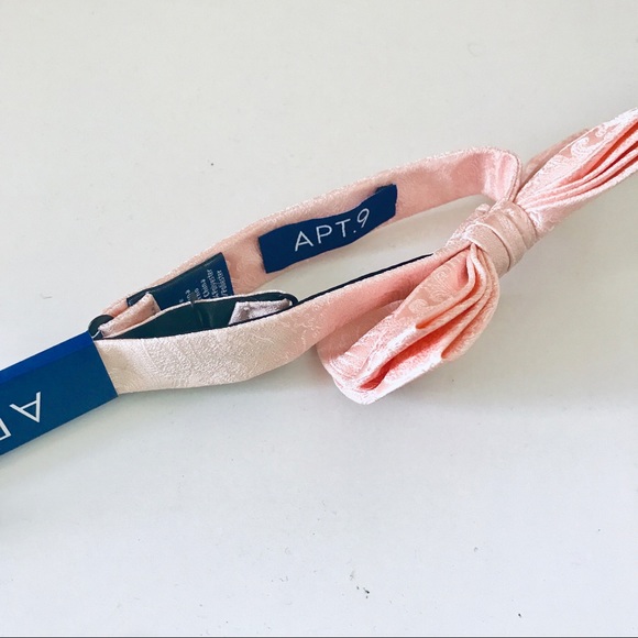 BNWT Apt. 9 Adjustable Bow Tie - Picture 3 of 4